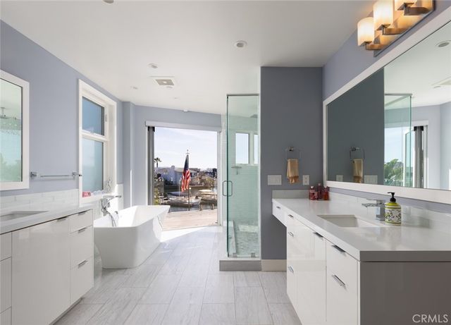 44 Balboa, Newport Beach, CA 92663