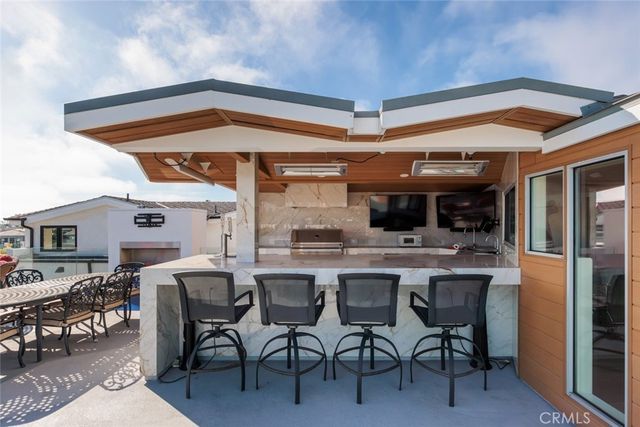 44 Balboa, Newport Beach, CA 92663