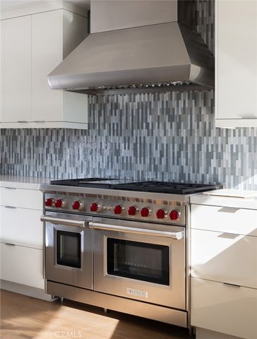 44 Balboa, Newport Beach, CA 92663