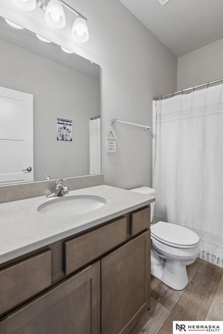 7813 N 149 Street, Bennington, NE 68007