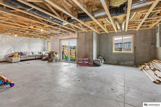 7813 N 149 Street, Bennington, NE 68007