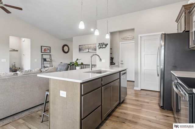 7813 N 149 Street, Bennington, NE 68007