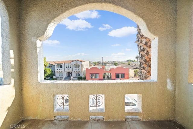 2441 Fairmount, Los Angeles, CA 90033