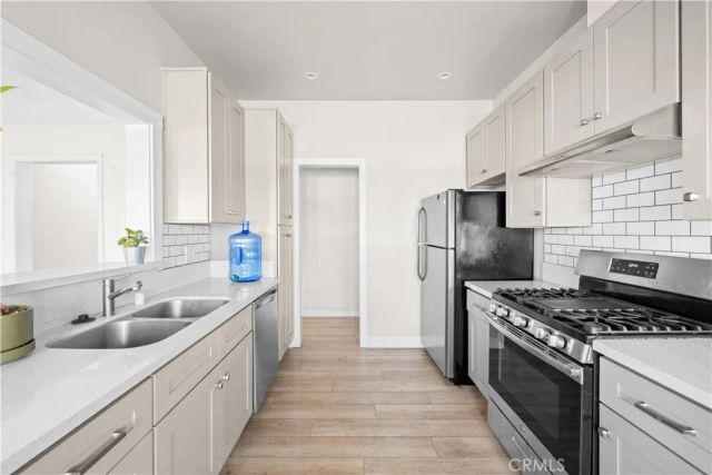 2441 Fairmount, Los Angeles, CA 90033
