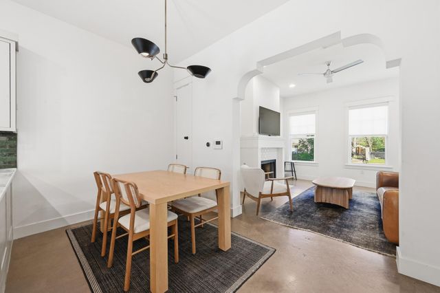 3203 Locke LN A, Austin, TX 78704