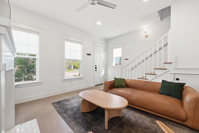 3203 Locke LN A, Austin, TX 78704