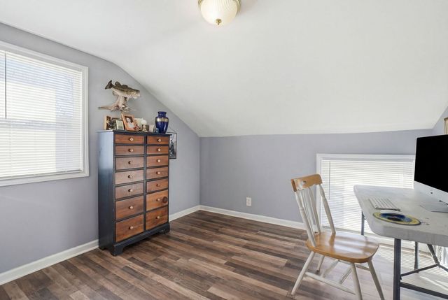 110 N Seminary Avenue, Woodstock, IL 60098