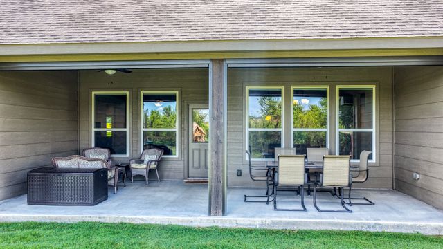 1021 Boulder Road, Weatherford, TX 76085