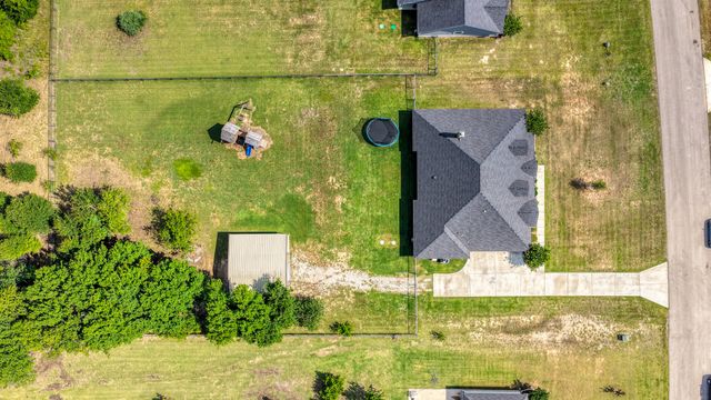 1021 Boulder Road, Weatherford, TX 76085