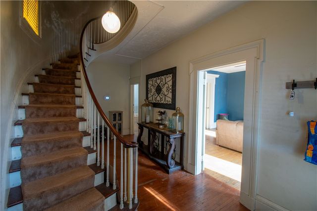 202 Fall Street, Seneca Falls, NY 13148