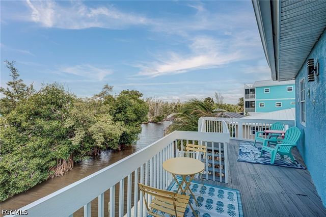 103 Tropical Shore WAY, Fort Myers Beach, FL 33931