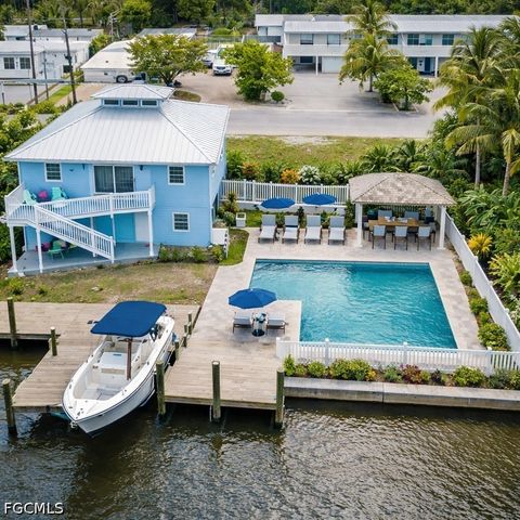 103 Tropical Shore WAY, Fort Myers Beach, FL 33931