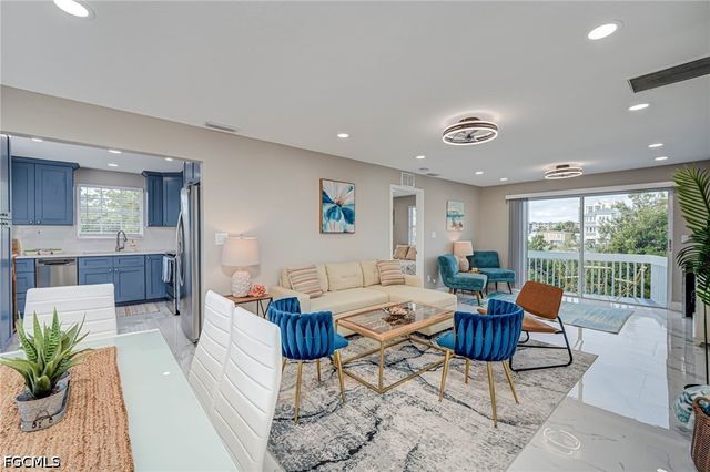 103 Tropical Shore WAY, Fort Myers Beach, FL 33931
