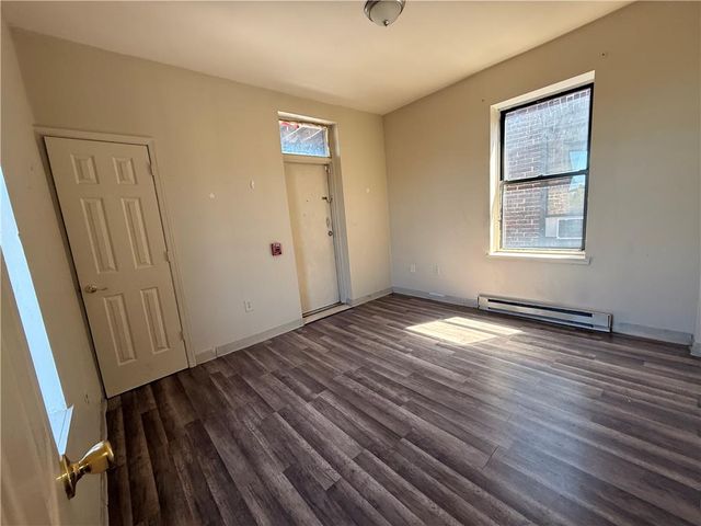 823 East 4th 4, Bethlehem City, PA 18015