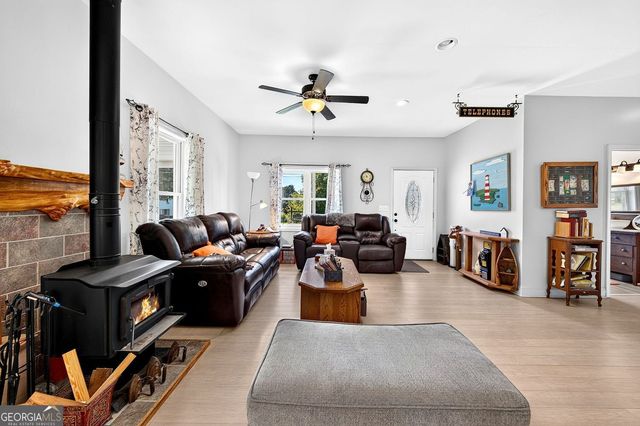 305 Jefferson Street, Statham, GA 30666
