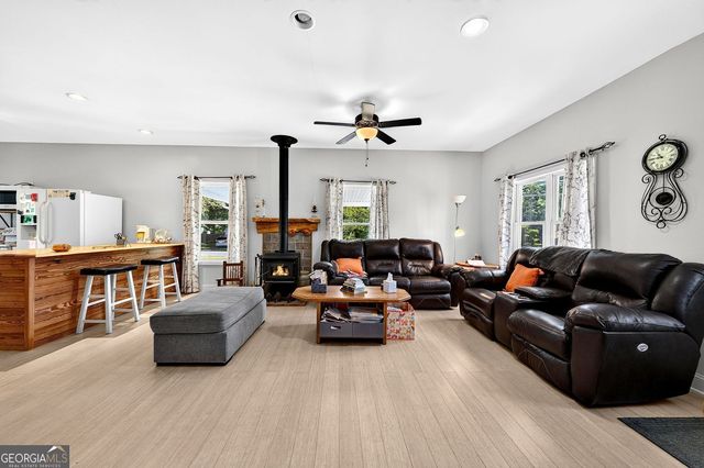 305 Jefferson Street, Statham, GA 30666