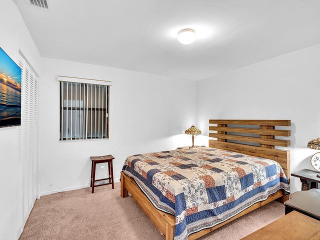 1045 NW 18th Avenue, Delray Beach, FL 33445