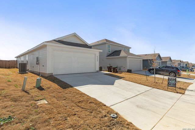 3777 Swift Fox Rd, New Braunfels, TX 78132