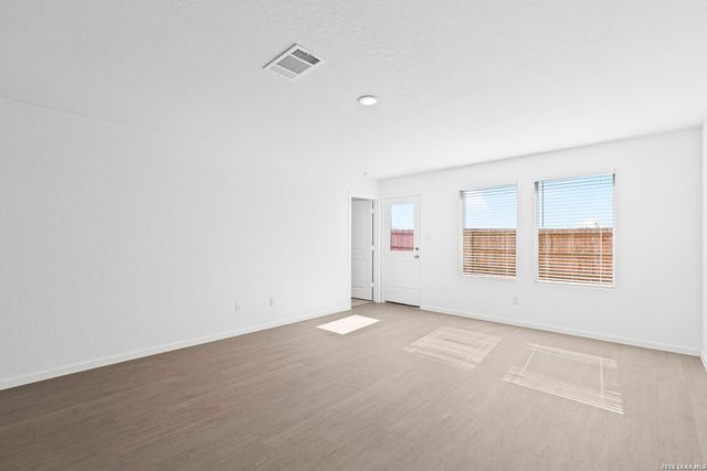 3777 Swift Fox Rd, New Braunfels, TX 78132