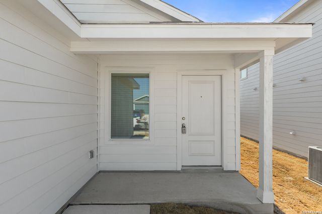 3777 Swift Fox Rd, New Braunfels, TX 78132