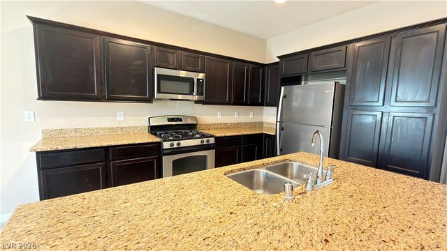 6675 Prairie Dusk Drive, Las Vegas, NV 89122