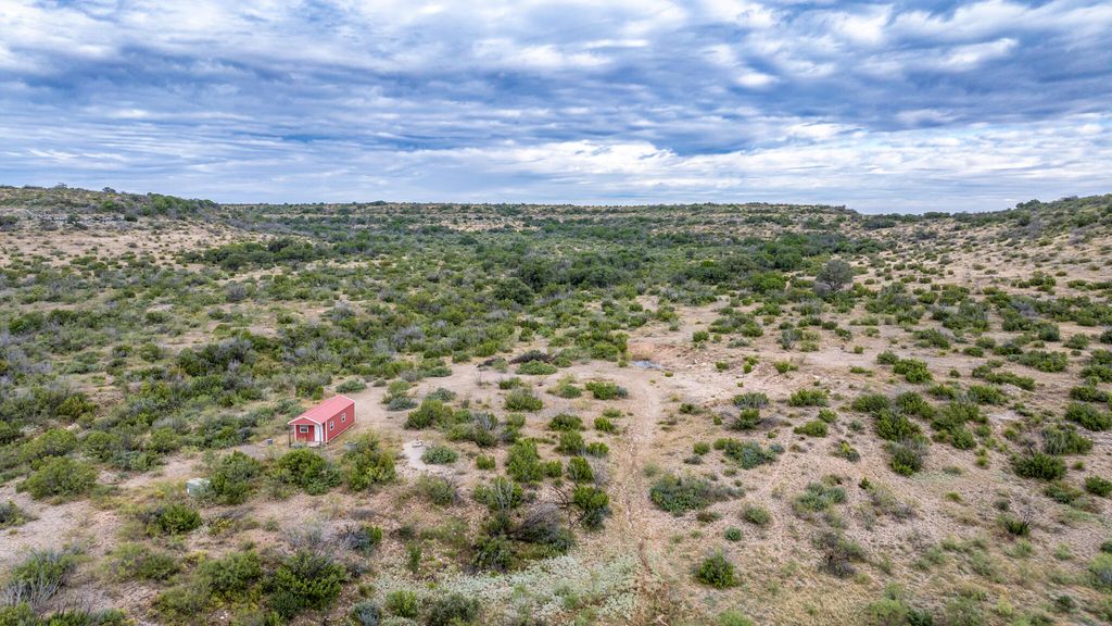 Image 1 of property listing at 2165 Chisholm Road, Ozona, TX 76943
