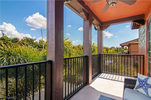 8993 Cambria CIR 1907, Naples, FL 34113