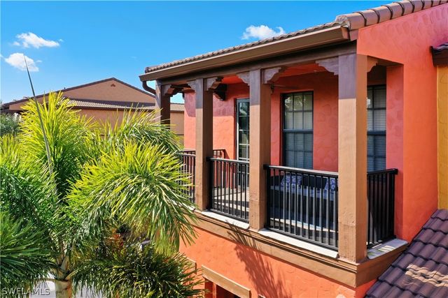 8993 Cambria CIR 1907, Naples, FL 34113
