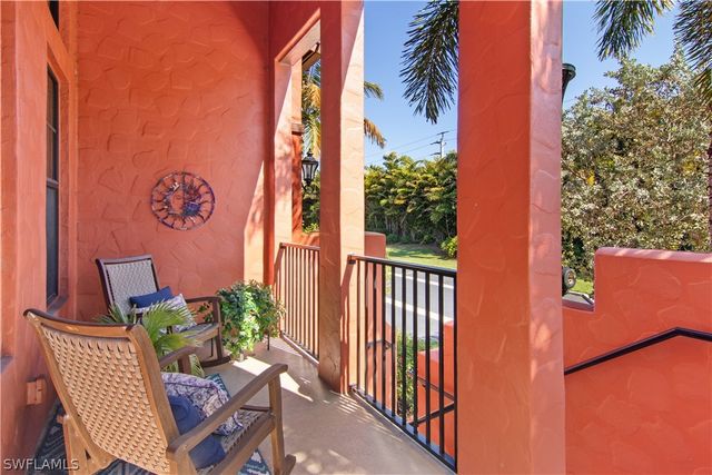 8993 Cambria CIR 1907, Naples, FL 34113