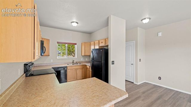 1133 E Ivanhoe Drive, Pueblo, CO 81007