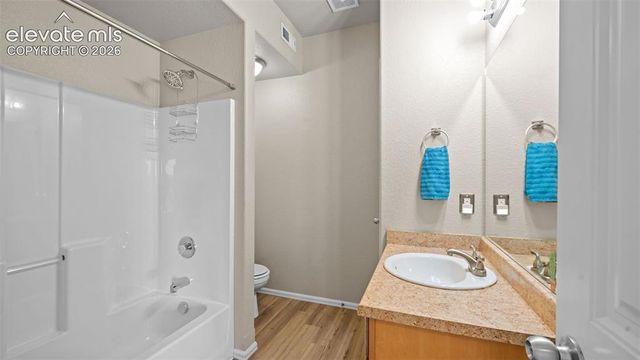 1133 E Ivanhoe Drive, Pueblo, CO 81007