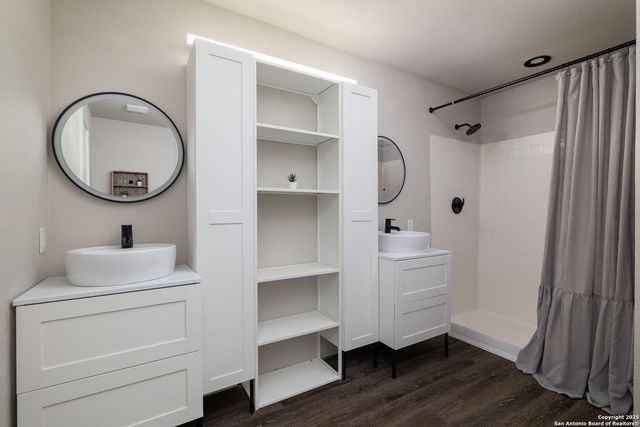 11211 Talbot Sq, San Antonio, TX 78249