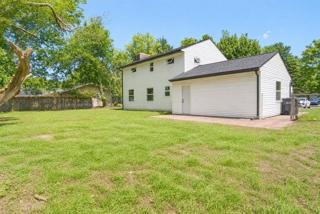 2490 Strathmore Street, Kalamazoo, MI 49009