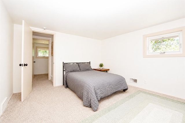 2490 Strathmore Street, Kalamazoo, MI 49009