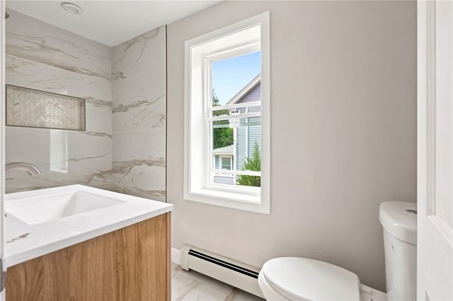 65 New London Avenue, Warwick, RI 02886
