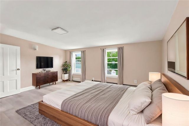 65 New London Avenue, Warwick, RI 02886