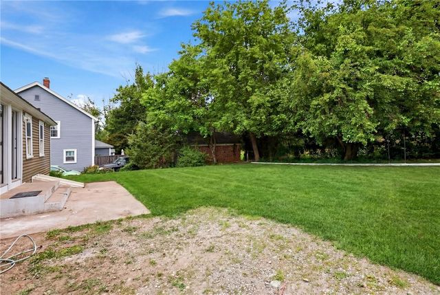 65 New London Avenue, Warwick, RI 02886