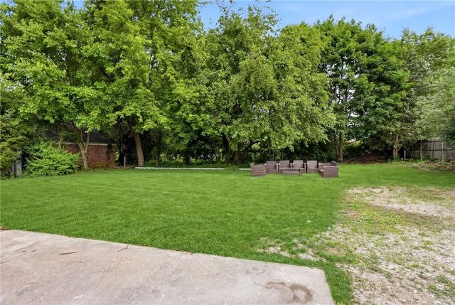 65 New London Avenue, Warwick, RI 02886