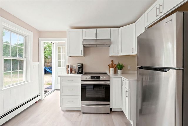 65 New London Avenue, Warwick, RI 02886
