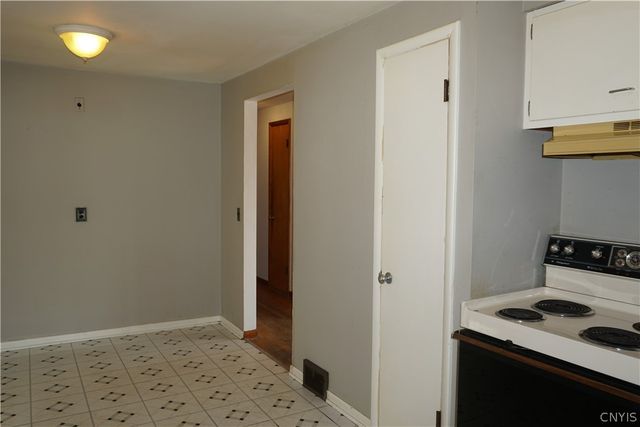335 Noble Ave, Salina, NY 13206