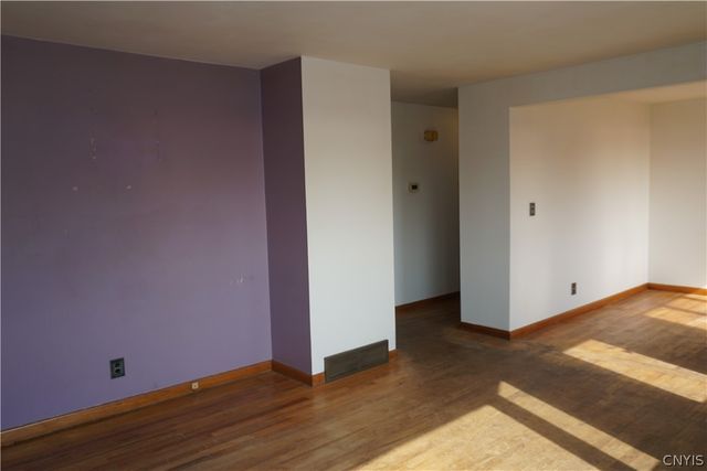 335 Noble Ave, Salina, NY 13206