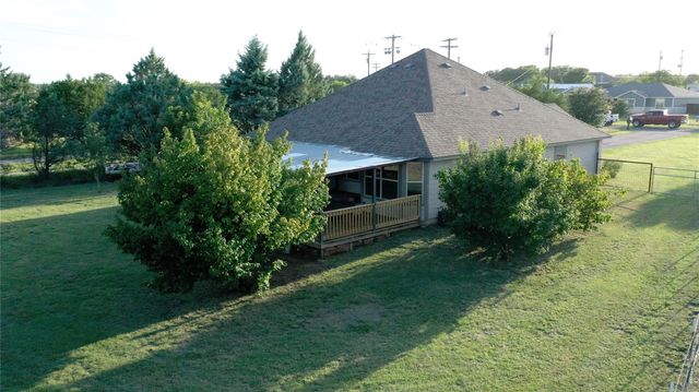 144 Round Up DR, Liberty Hill, TX 78642