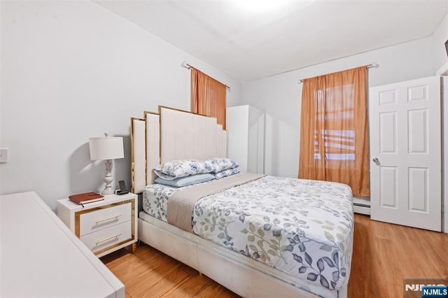 21 18th Street, East Orange, NJ 07017