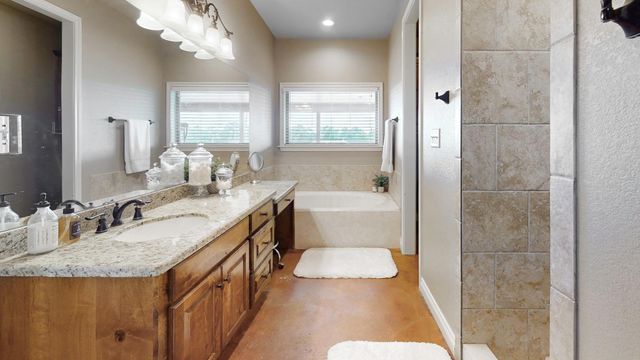 2792 County Road 145, Bedias, TX 77831