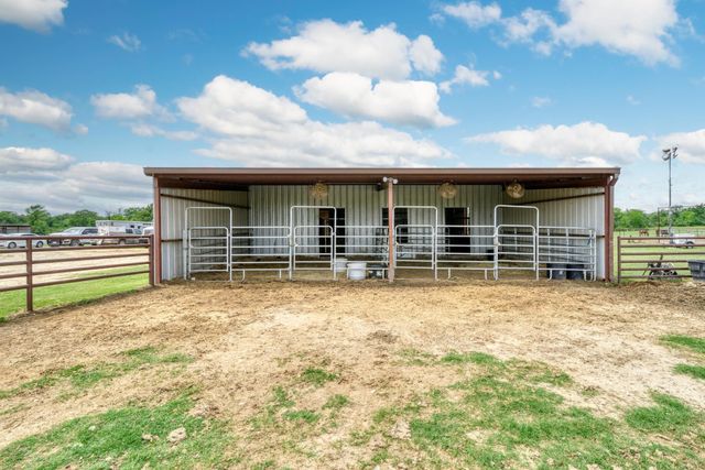 2792 County Road 145, Bedias, TX 77831