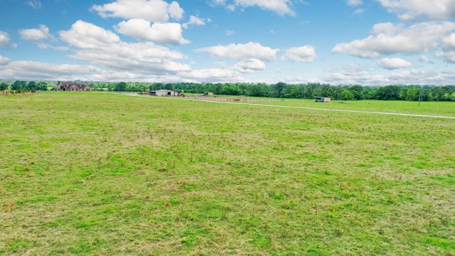 2792 County Road 145, Bedias, TX 77831