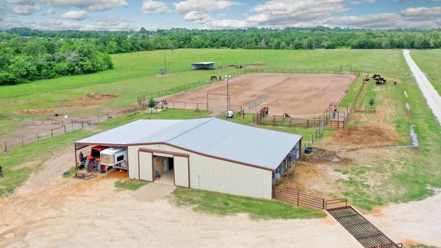 2792 County Road 145, Bedias, TX 77831