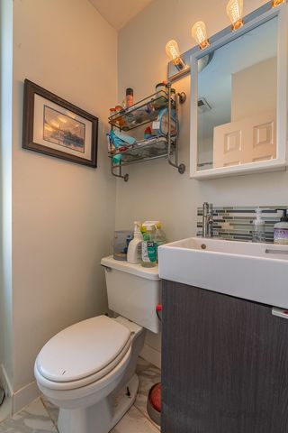 958 N Honore Street, Chicago, IL 60622