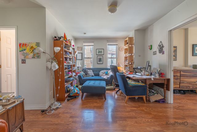 958 N Honore Street, Chicago, IL 60622