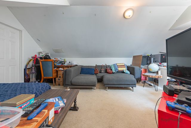 958 N Honore Street, Chicago, IL 60622